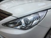 Bán xe Hyundai Sonata đời 2011, màu trắng, nhập khẩu nguyên chiếc