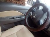 Cần bán xe Toyota Vios E đời 2013, màu bạc