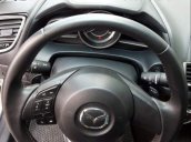 Bán Mazda 3 sản xuất năm 2017, màu trắng, xe nhà chạy rất kỹ