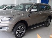 Bán xe Ford Everest Titanium 4x2, màu vàng cát, xe nhập giao ngay