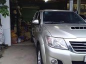 Cần bán lại xe Toyota Hilux 3.0G 4x4 MT đời 2014, màu vàng, nhập khẩu  