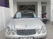 Cần bán lại xe Mercedes E280 đời 2005, màu bạc chính chủ