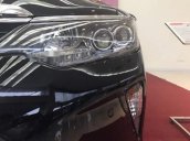 Bán Toyota Camry 2.5Q đời 2019, màu đen