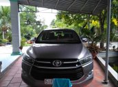 Bán Toyota Innova E năm sản xuất 2016, màu xám