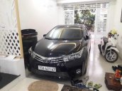 Cần bán gấp Toyota Corolla altis đời 2017, màu đen chính chủ