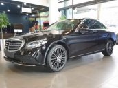 Cần bán xe Mercedes C200 đời 2019, màu xanh 