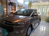 Bán Toyota Innova E năm sản xuất 2016, màu xám