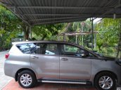 Bán Toyota Innova E năm sản xuất 2016, màu xám