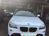 Bán BMW X1 2010, màu trắng giá cạnh tranh