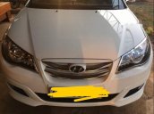 Cần bán Hyundai Avante sản xuất năm 2012, màu trắng như mới