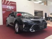 Bán Toyota Camry 2.5Q đời 2019, màu đen