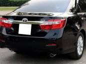 Bán Toyota Camry 2.0E đời 2012, màu đen như mới