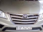 Cần bán lại xe Toyota Innova đời 2016, màu bạc, 595 triệu