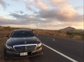 Bán xe Mercedes E200 2017, màu đen, nhập khẩu  