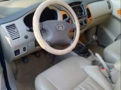 Cần bán xe Toyota Innova G đời 2009, màu bạc 