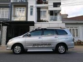 Cần bán Toyota Innova đời 2009, màu bạc chính chủ, giá chỉ 390 triệu