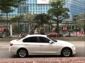 Bán ô tô BMW 3 Series 320i 2016, màu trắng như mới