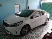 Bán Kia Cerato 2017, màu trắng như mới 