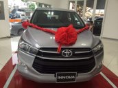 Cần bán xe Toyota Innova đời 2019, màu xám, 721 triệu