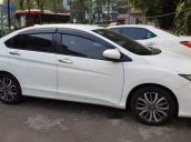 Cần bán gấp Honda City AT đời 2018, màu trắng 