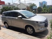 Cần bán lại xe Toyota Innova MT sản xuất 2017, màu bạc