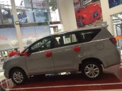 Cần bán xe Toyota Innova đời 2019, màu xám, 721 triệu