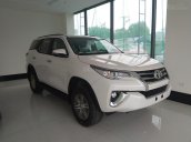 Bán xe Toyota Fortuner 2.4 AT năm 2019, màu trắng, xe nhập