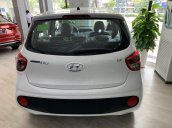 Bán Hyundai Grand i10 1.2 MT Base đời 2019, màu trắng, giá chỉ 330tr, hỗ trợ vay 80%, LH 0947 86 1968