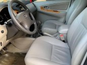 Bán Toyota Innova SR 2011 xăng, màu bạc, bs zin bốn số