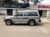 Bán xe Mitsubishi Pajero năm 1998, màu bạc, xe nhập, xe gia đình