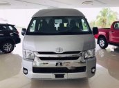 Bán Toyota Hiace năm sản xuất 2018, màu bạc, xe nhập, giá 950tr