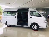 Bán Toyota Hiace năm sản xuất 2018, màu bạc, xe nhập, giá 950tr