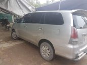 Bán xe Toyota Innova 2008, màu bạc số sàn