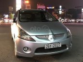 Cần bán Mitsubishi Grandis năm sản xuất 2005, màu bạc, xe nhập xe gia đình