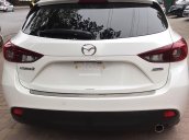 Bán Mazda 3 năm 2016, màu trắng, xe đẹp, máy móc nguyên zin êm ái