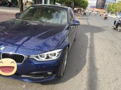 Gia đình cần bán xe BMW 320i, sản xuất 2016, số tự động, màu xanh