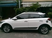 Cần bán xe Hyundai i20 Active AT năm 2016, màu trắng, nhập khẩu nguyên chiếc 