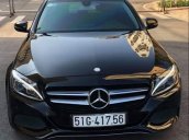 Cần bán Mercedes C200 sản xuất 2016, màu đen, nhập khẩu