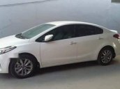 Xe Kia Cerato năm 2016, màu trắng số sàn  