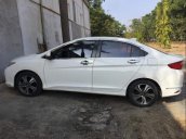 Bán xe Honda City AT sản xuất năm 2016, màu trắng 