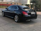 Cần bán Mercedes C200 sản xuất 2016, màu đen, nhập khẩu