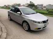 Cần bán xe cũ Kia Forte MT sản xuất năm 2010, màu bạc