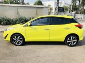 Cần bán Toyota Yaris G ĐK 10-2018, màu vàng cá tính