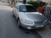 Cần bán xe Toyota Camry năm 2000, nhập khẩu nguyên chiếc, còn rất mới