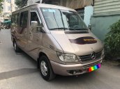 Gia đình cần bán Mercedes Spinter 311, sản xuất 2012 màu vàng cát