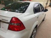 Bán xe Chevrolet Aveo 2017, màu trắng giá cạnh tranh