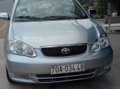 Cần bán lại xe Toyota Corolla altis sản xuất 2002, màu bạc xe gia đình