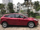 Bán xe Ford Focus Trend 1.5 AT Ecoboost Hatchback đời 2017, màu đỏ