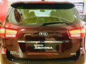 Bán Kia Sedona năm sản xuất 2018, màu đỏ