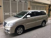 Bán xe Toyota Innova đời 2015, màu vàng còn mới, 530 triệu